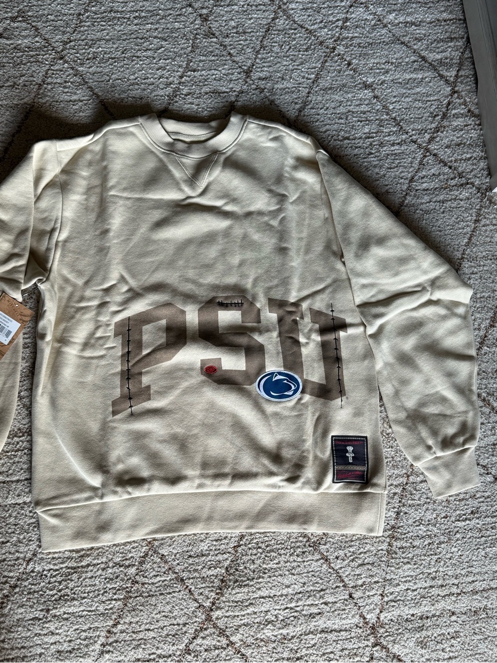 Travis Scott x Mitchell Ness Penn State PSU Patch Crewneck Tan NWT Extra Large
